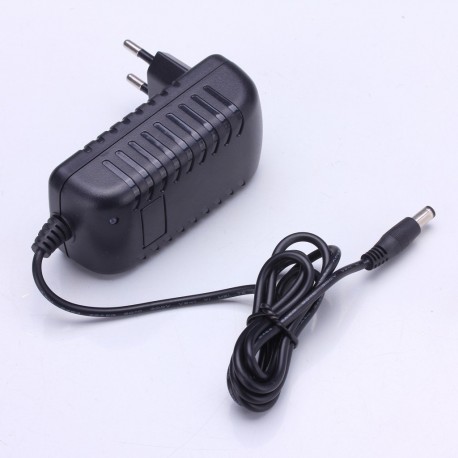 18650 Rechargeable Lithium Battery Charger DC 5.5mm * 2.1mm Portable Charger for 1 2 3 4 String Lithium