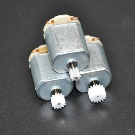 3Pcs/ 130 Small DC MOTOR 3 to 5V Miniature motor four-wheel motor small+(Gear package 3pcs)